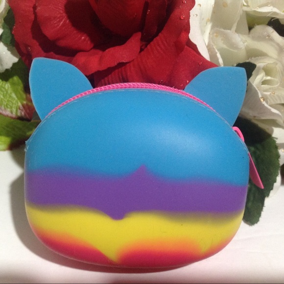 NWOT Silicone Coin Purse Cat Face with Ears - Picture 2 of 10